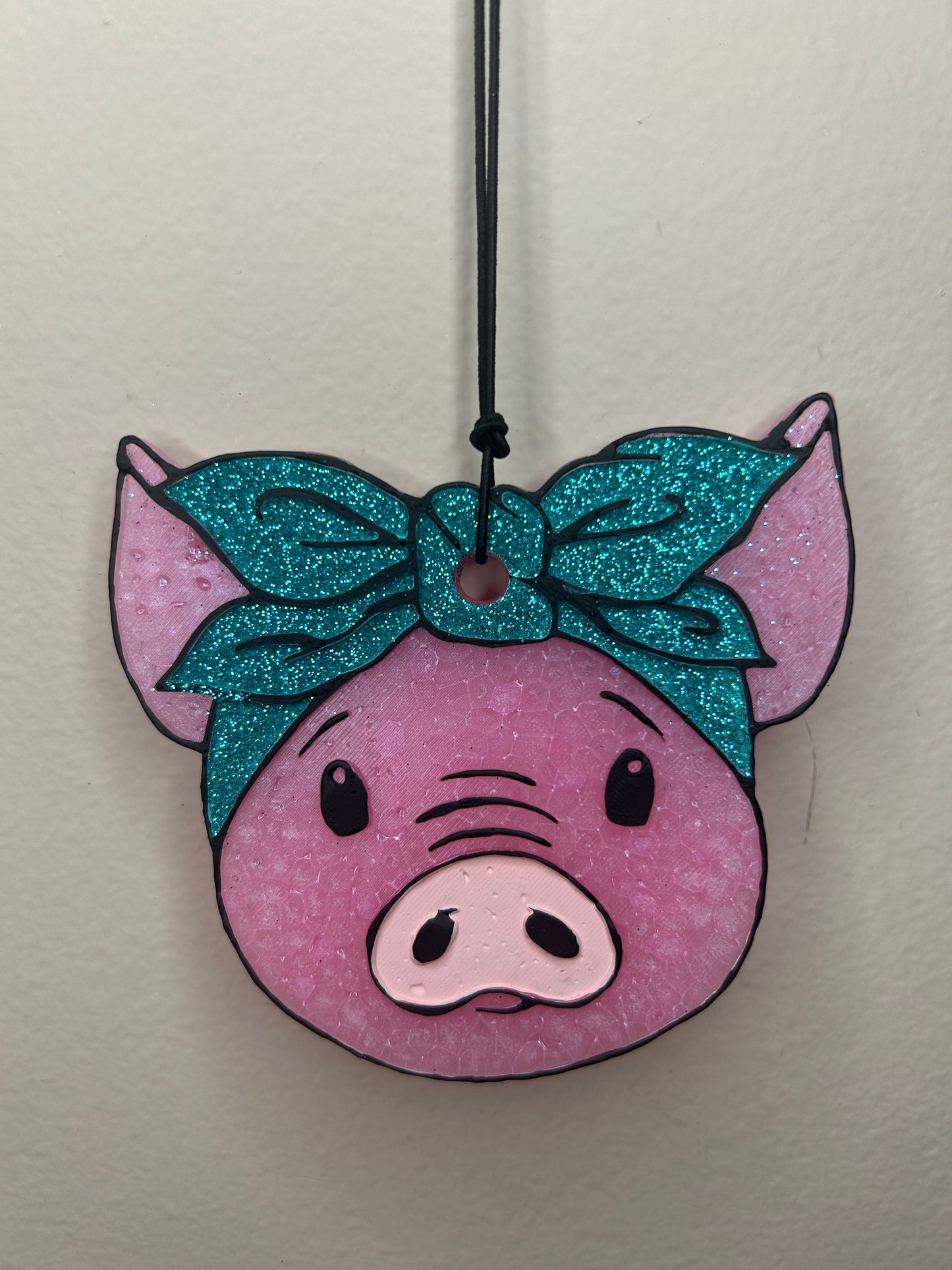 Pig With Bow Freshie