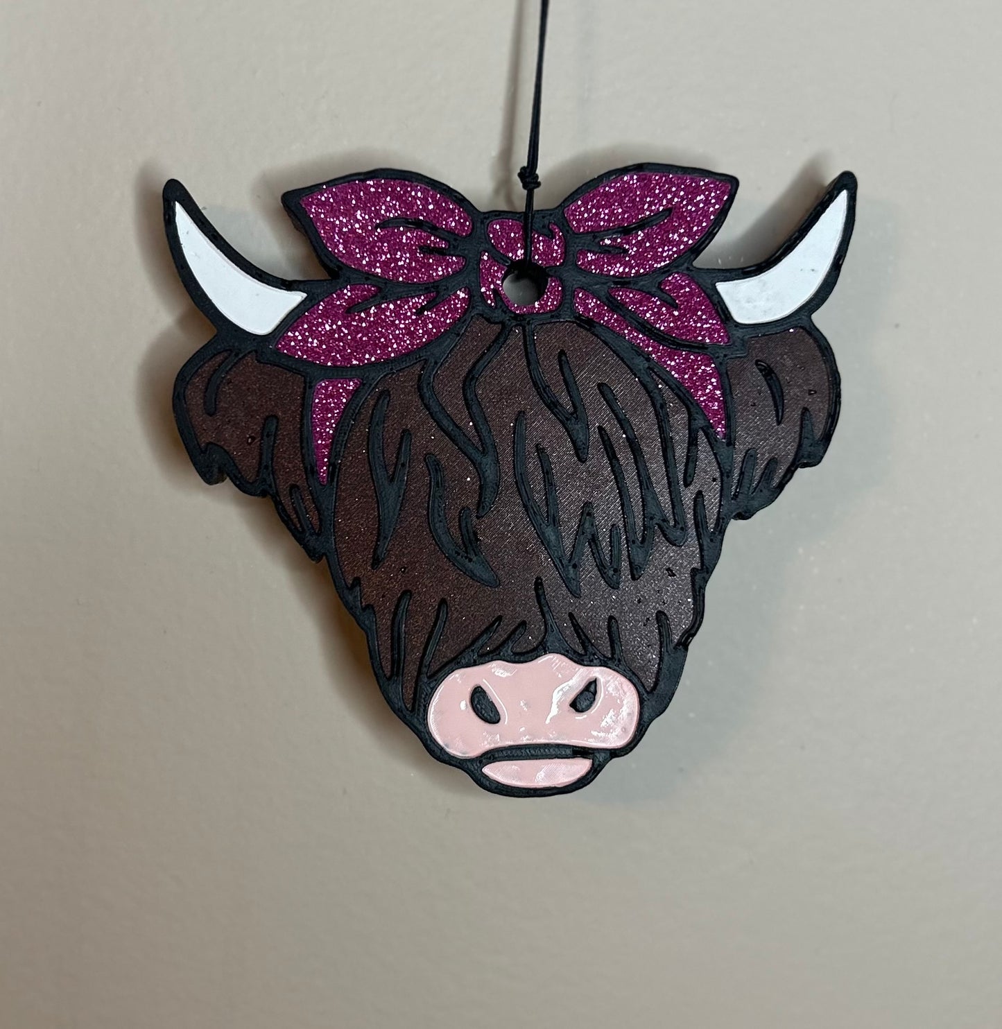 Highland Cow with bow Freshie