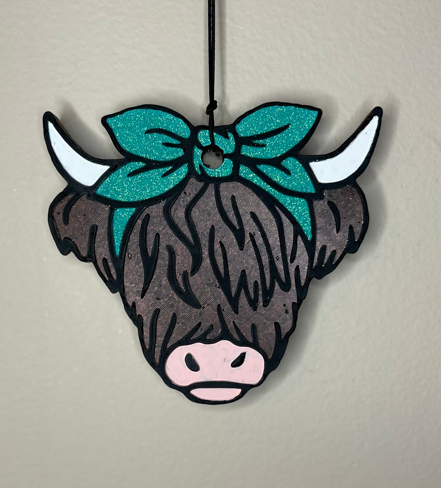 Highland Cow with bow Freshie