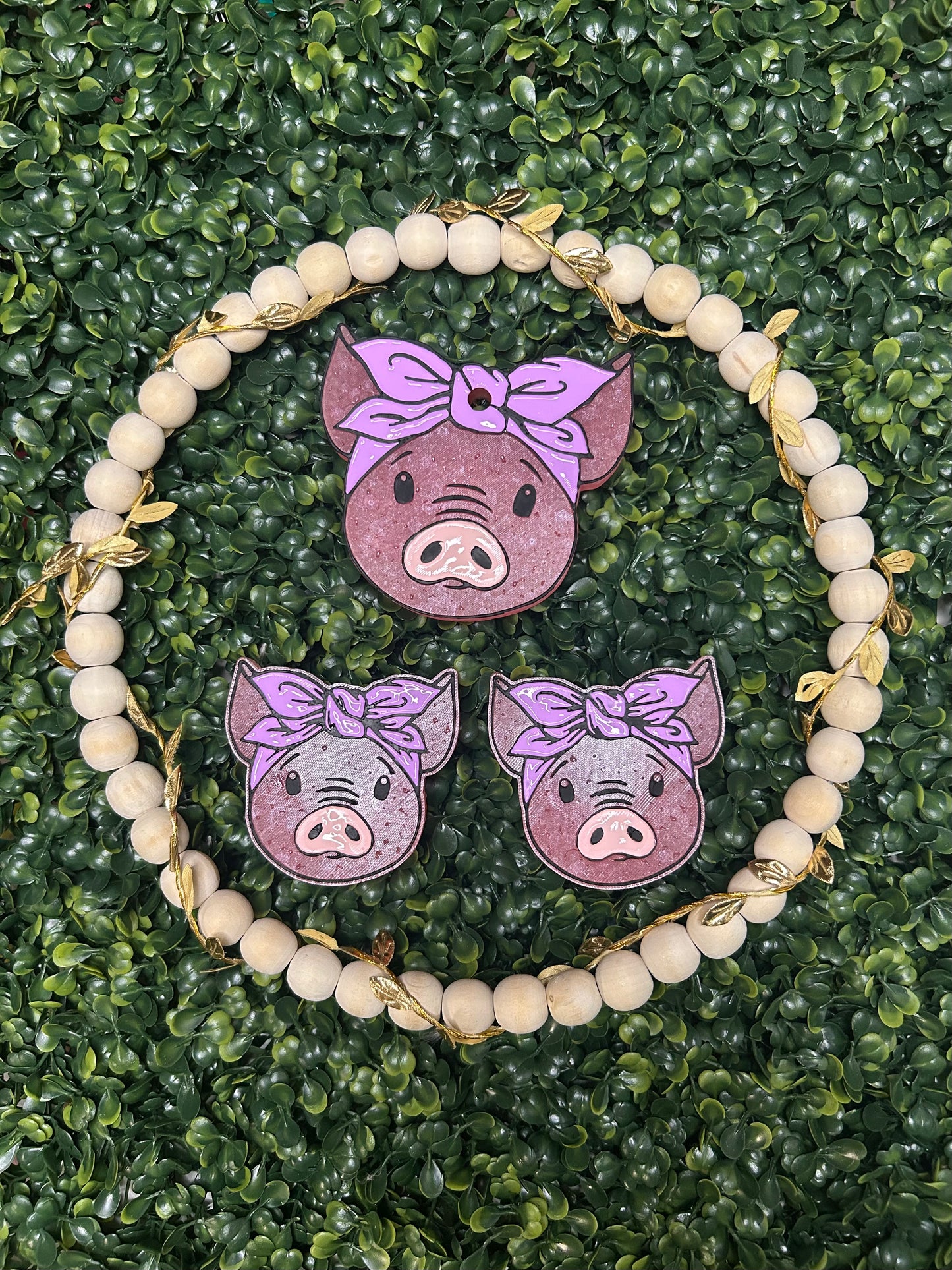 Pig With Bow Freshie