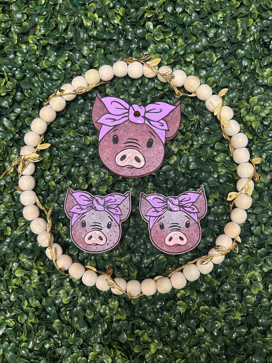 Pig With Bow Freshie